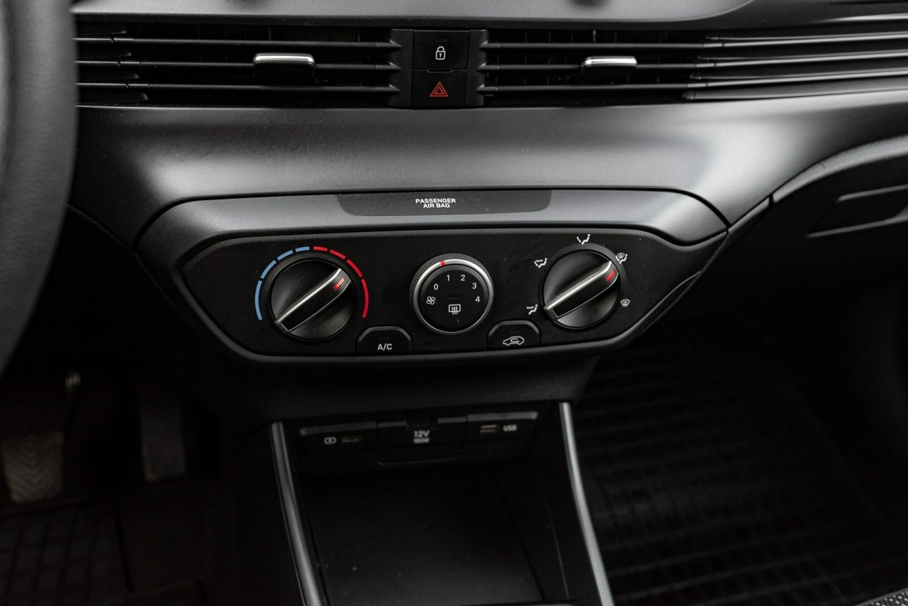 Hyundai i20 - Zdjęcie 12