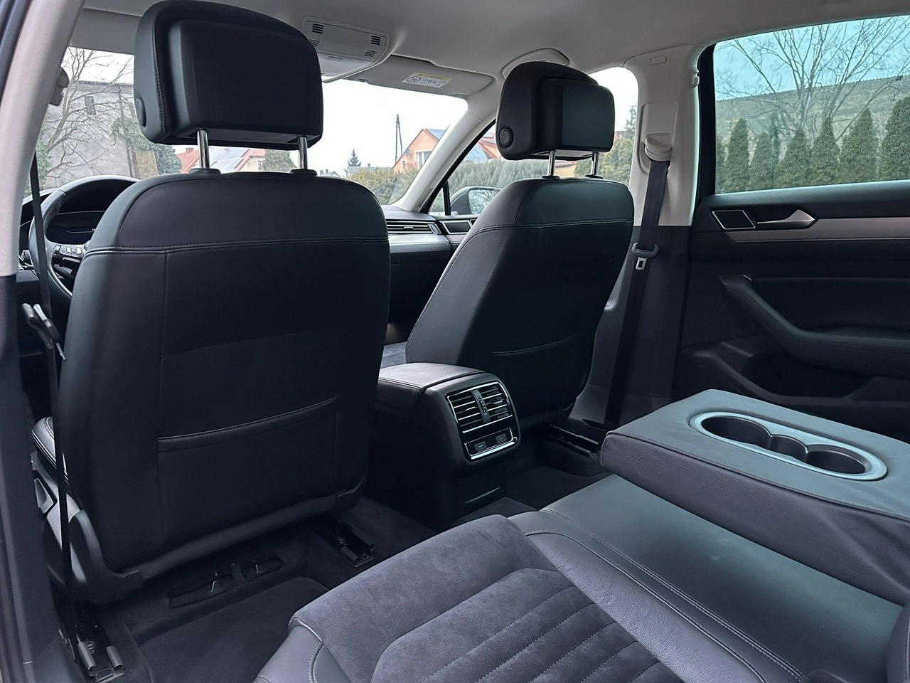 Volkswagen Passat - Zdjęcie 11