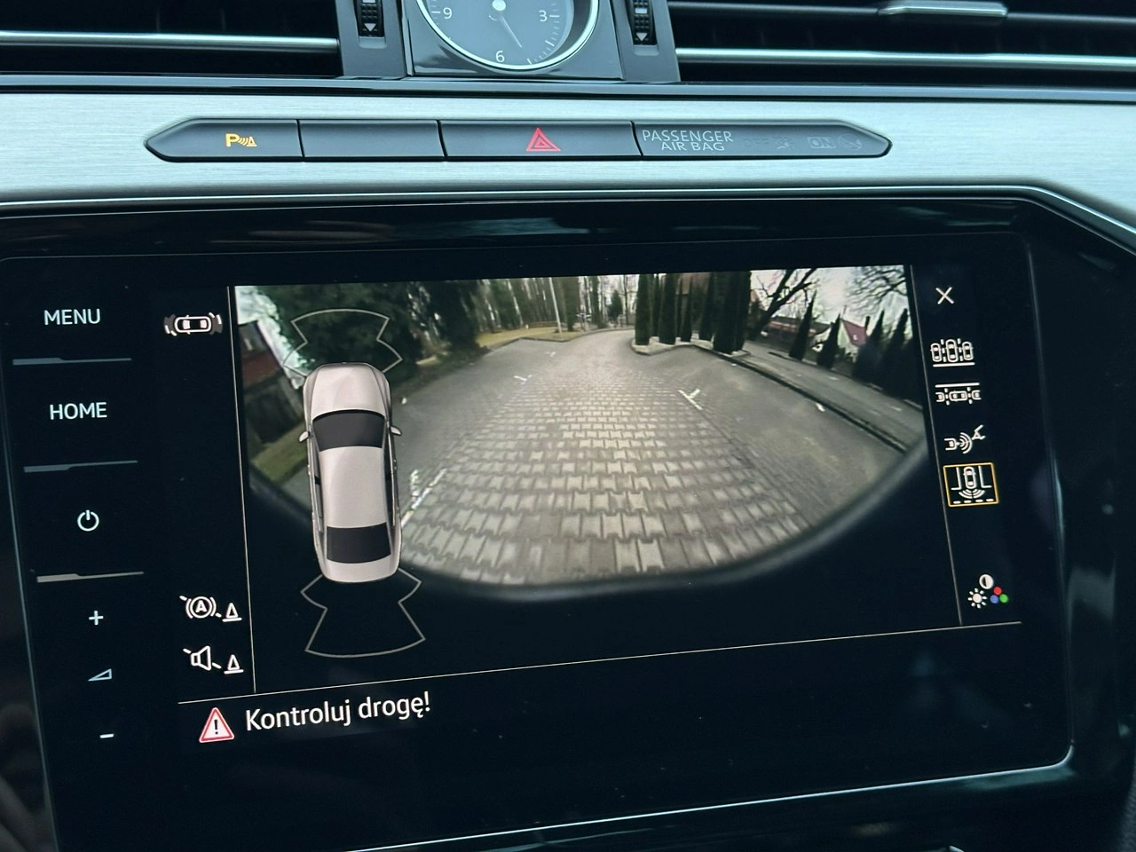 Volkswagen Passat - Zdjęcie 23