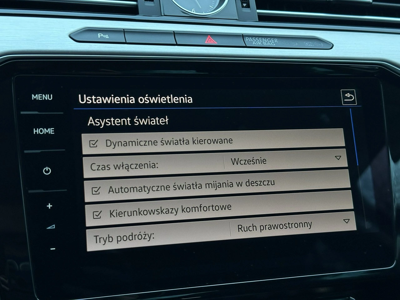 Volkswagen Passat - Zdjęcie 33