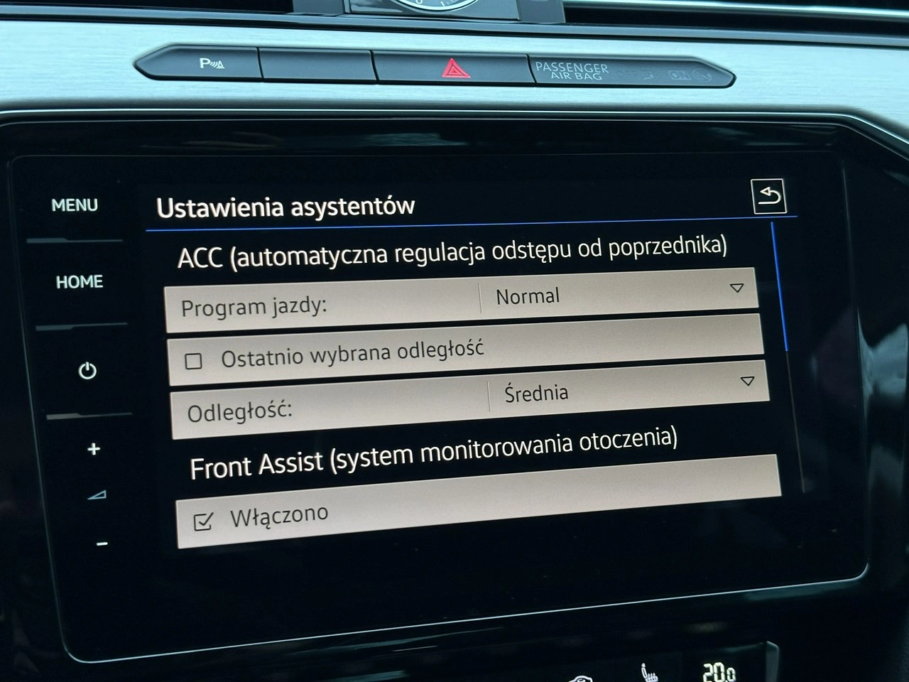 Volkswagen Passat - Zdjęcie 35