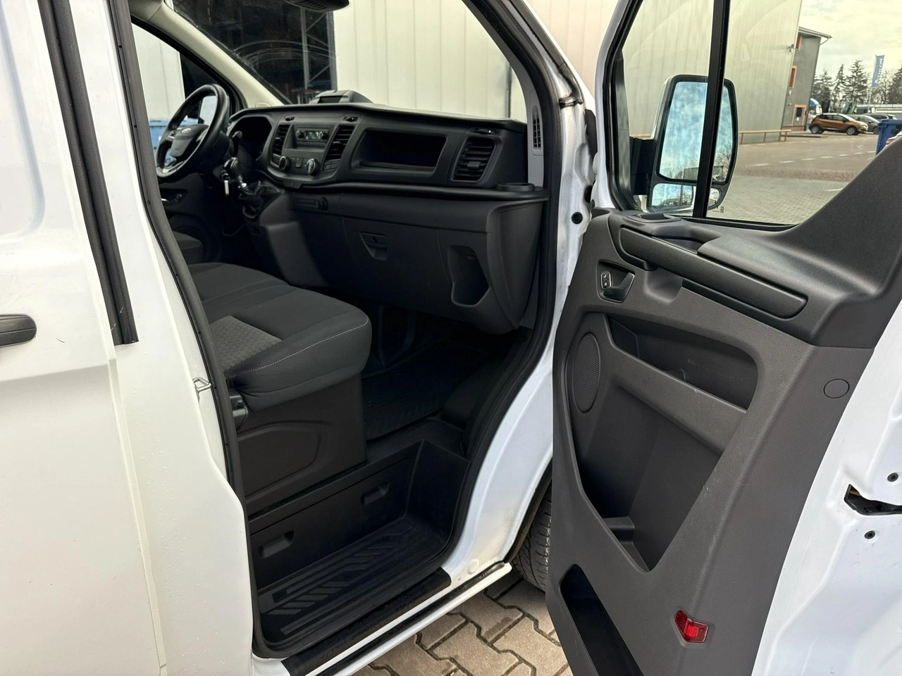 Ford Transit Custom - Zdjęcie 17