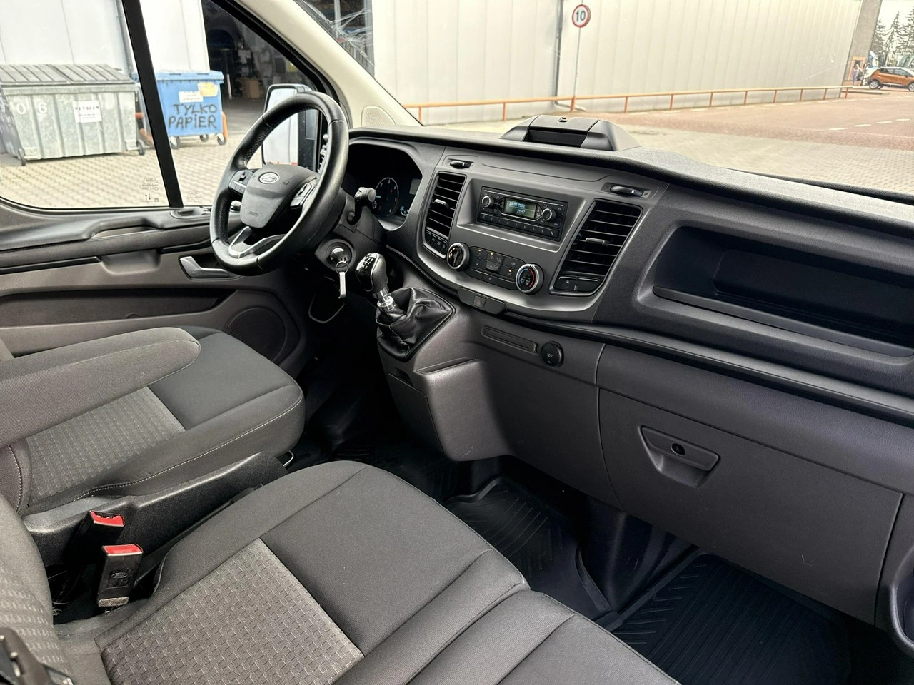 Ford Transit Custom - Zdjęcie 19