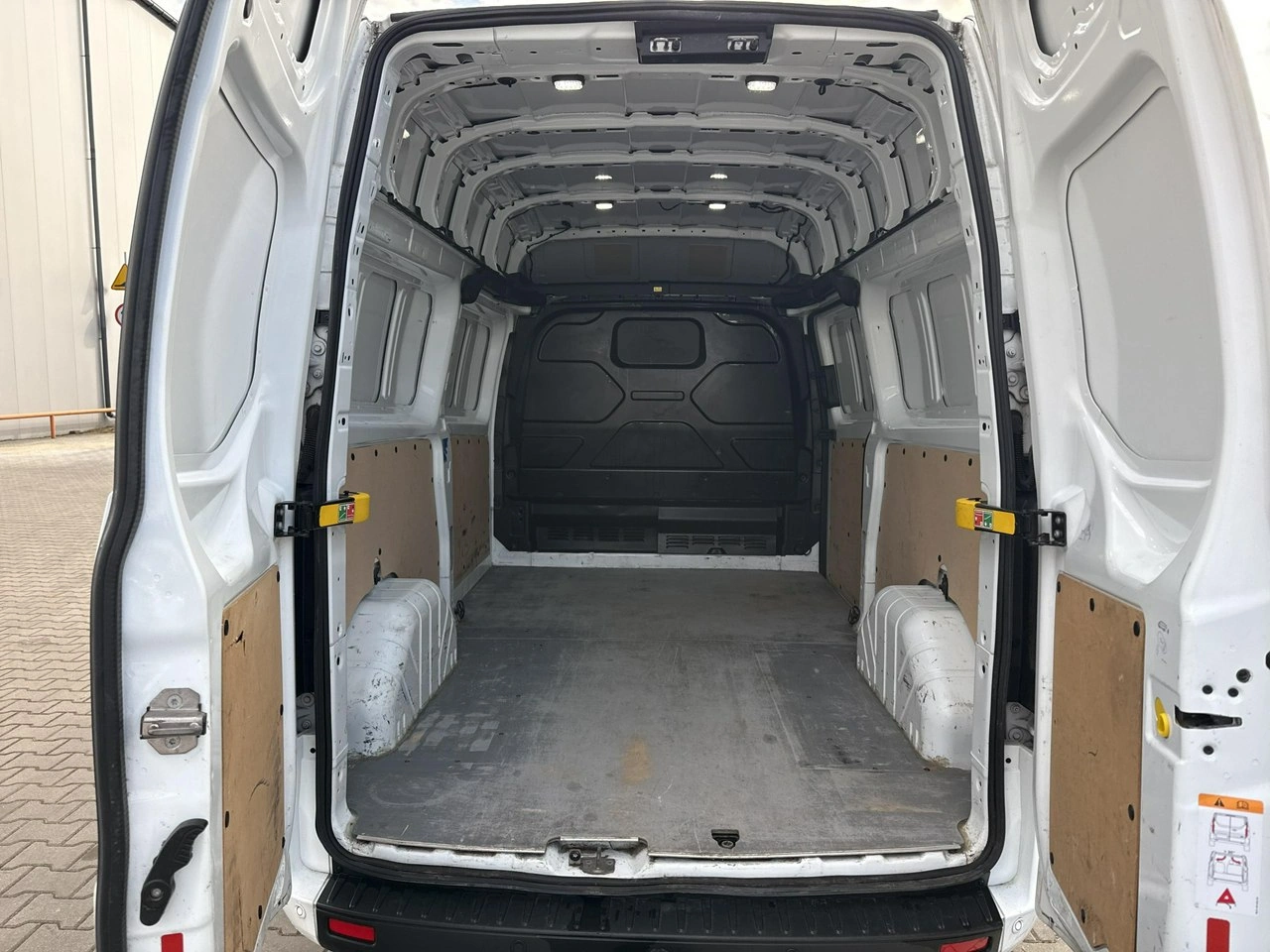 Ford Transit Custom - Zdjęcie 21