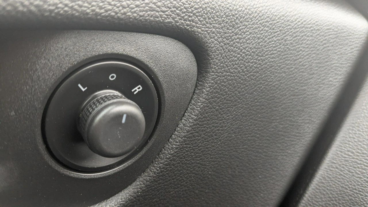 Opel Zafira - Zdjęcie 26