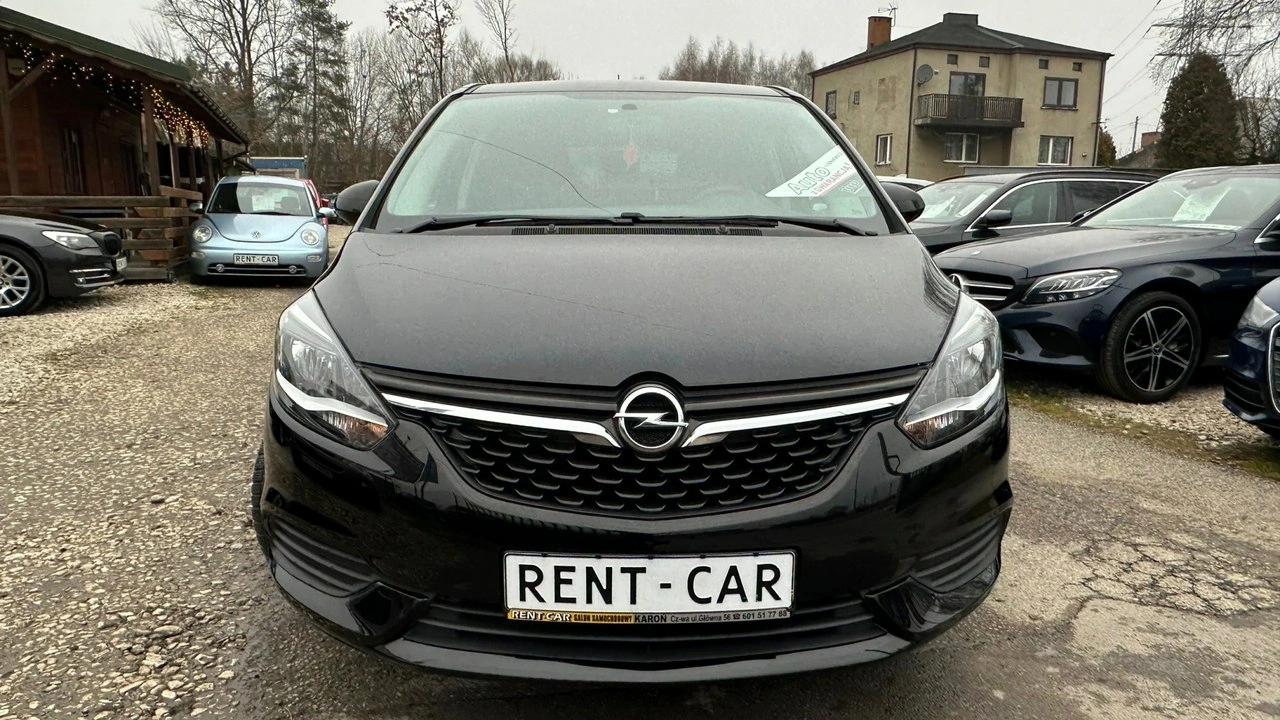 Opel Zafira - Zdjęcie 2