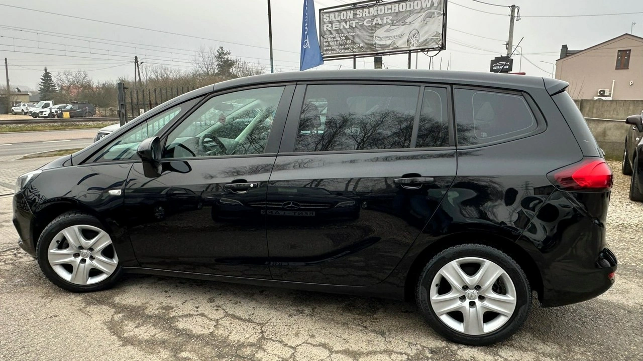 Opel Zafira - Zdjęcie 4