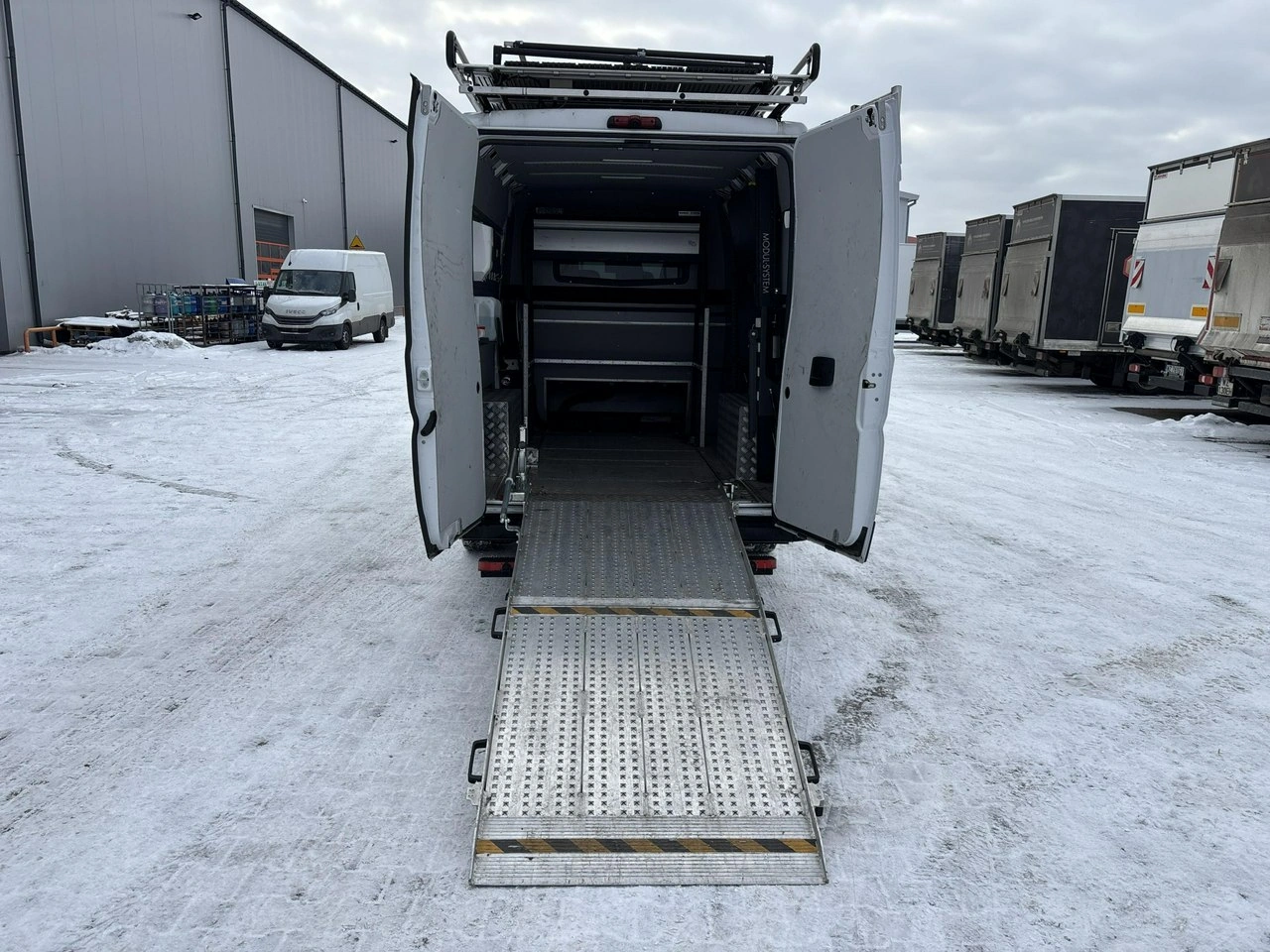 Peugeot Boxer - Zdjęcie 16