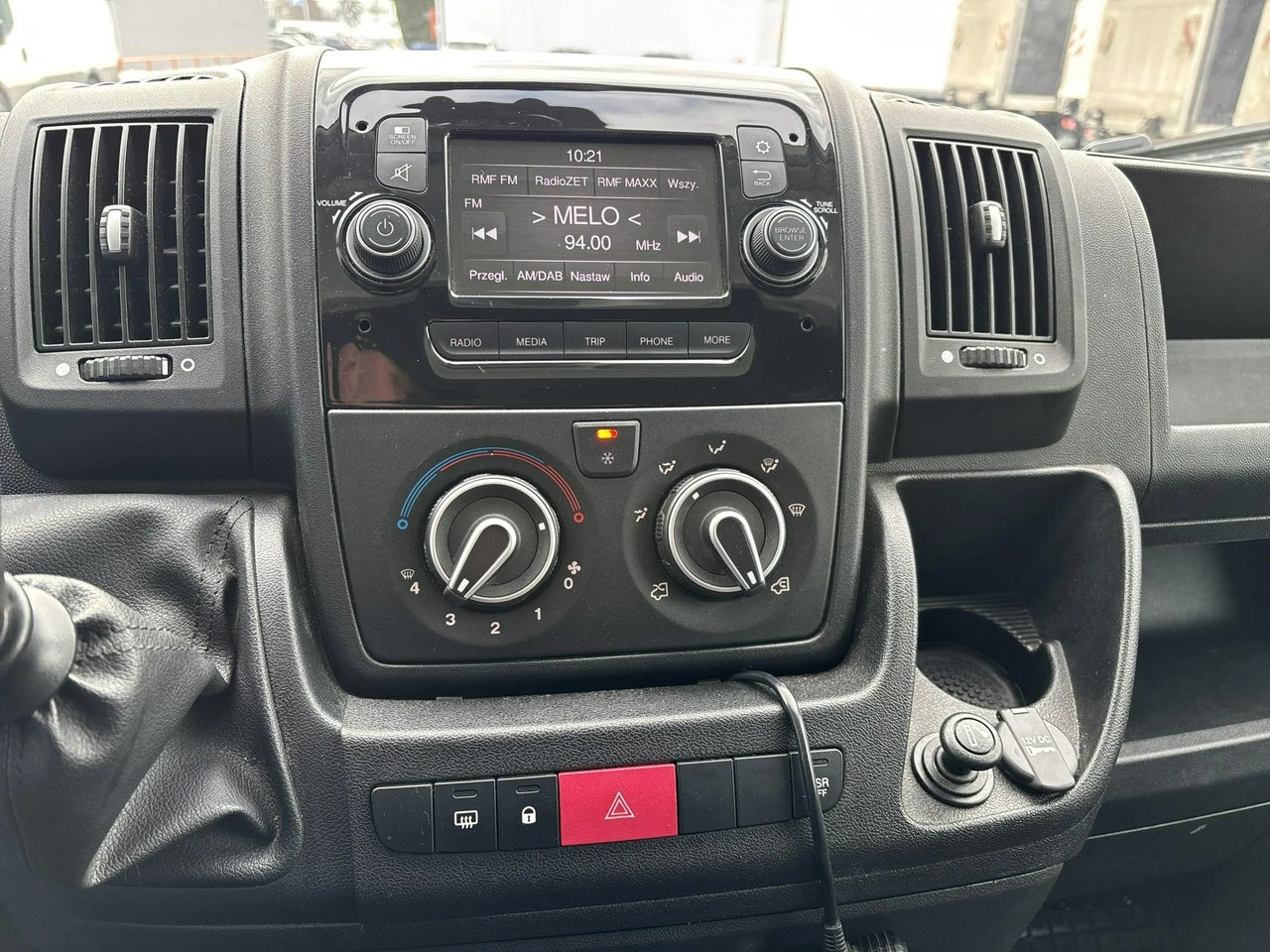 Peugeot Boxer - Zdjęcie 25