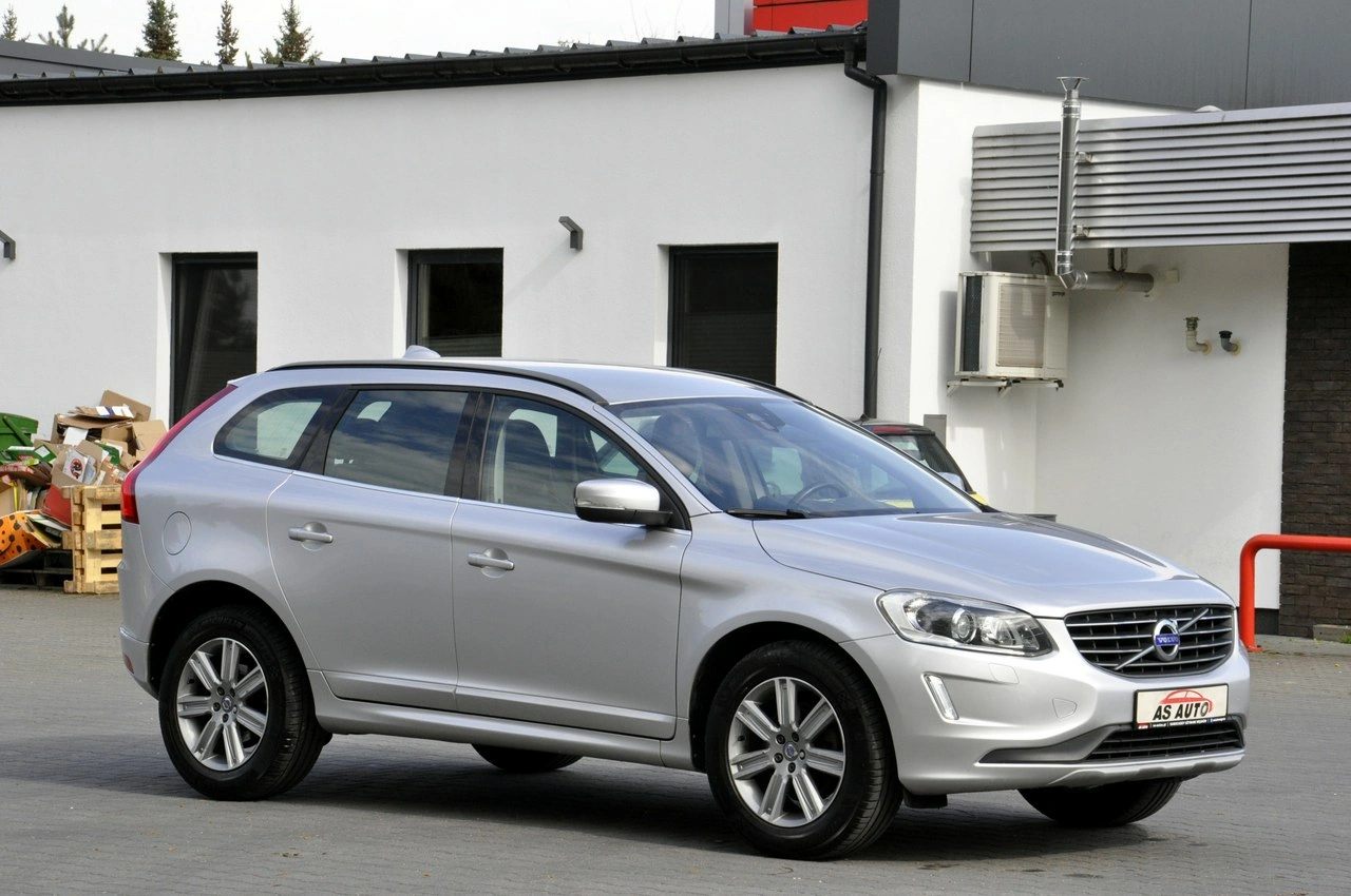 Volvo XC 60 - Zdjęcie 28