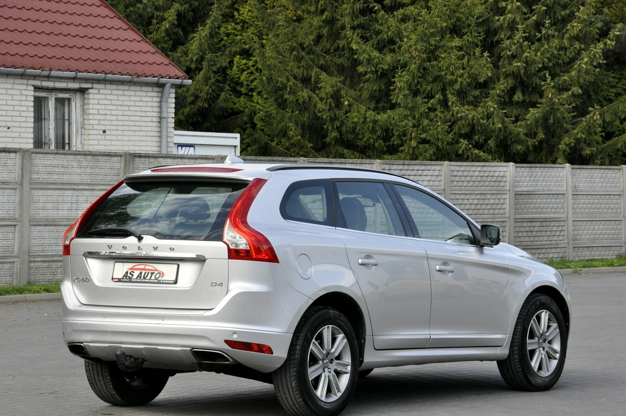 Volvo XC 60 - Zdjęcie 30