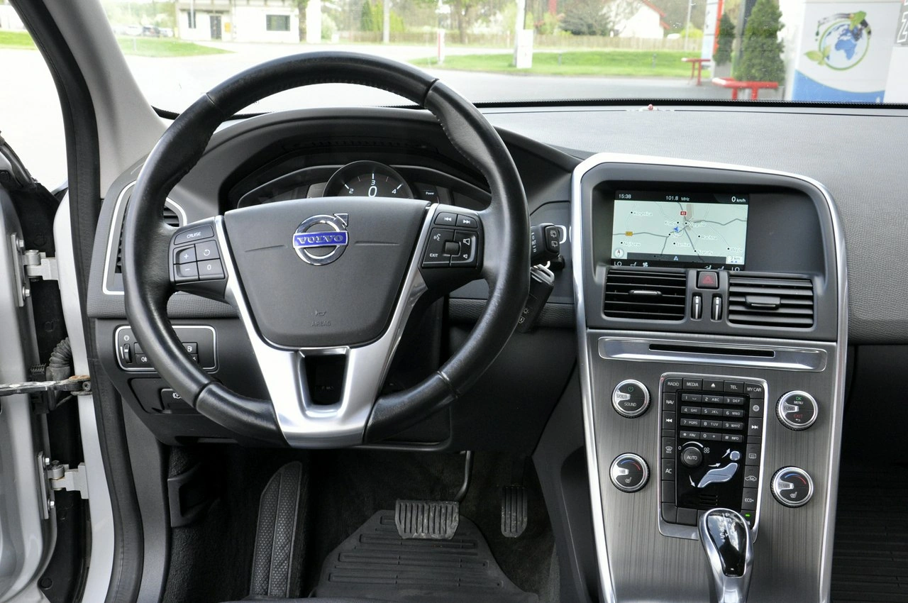 Volvo XC 60 - Zdjęcie 36