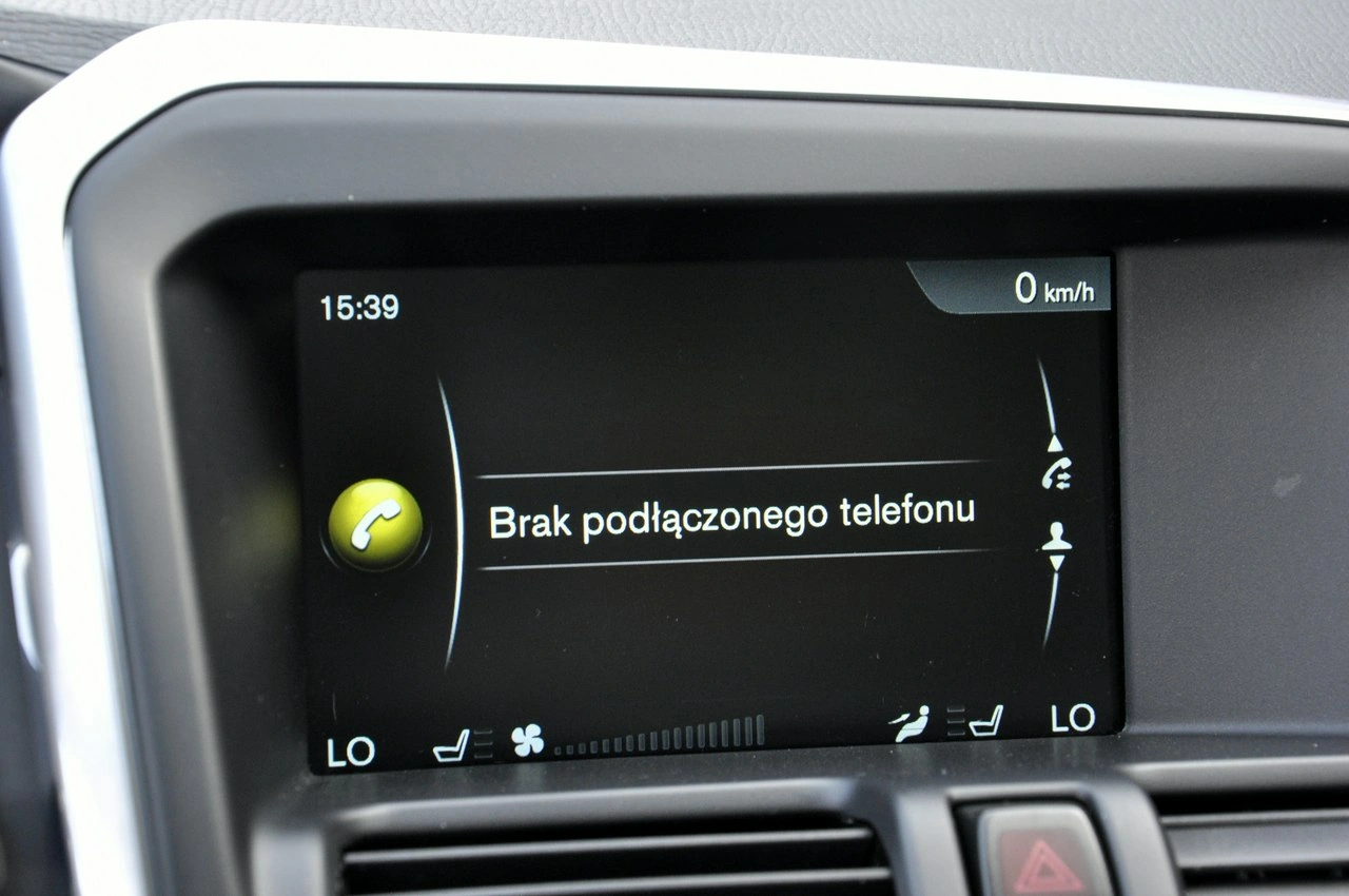 Volvo XC 60 - Zdjęcie 41