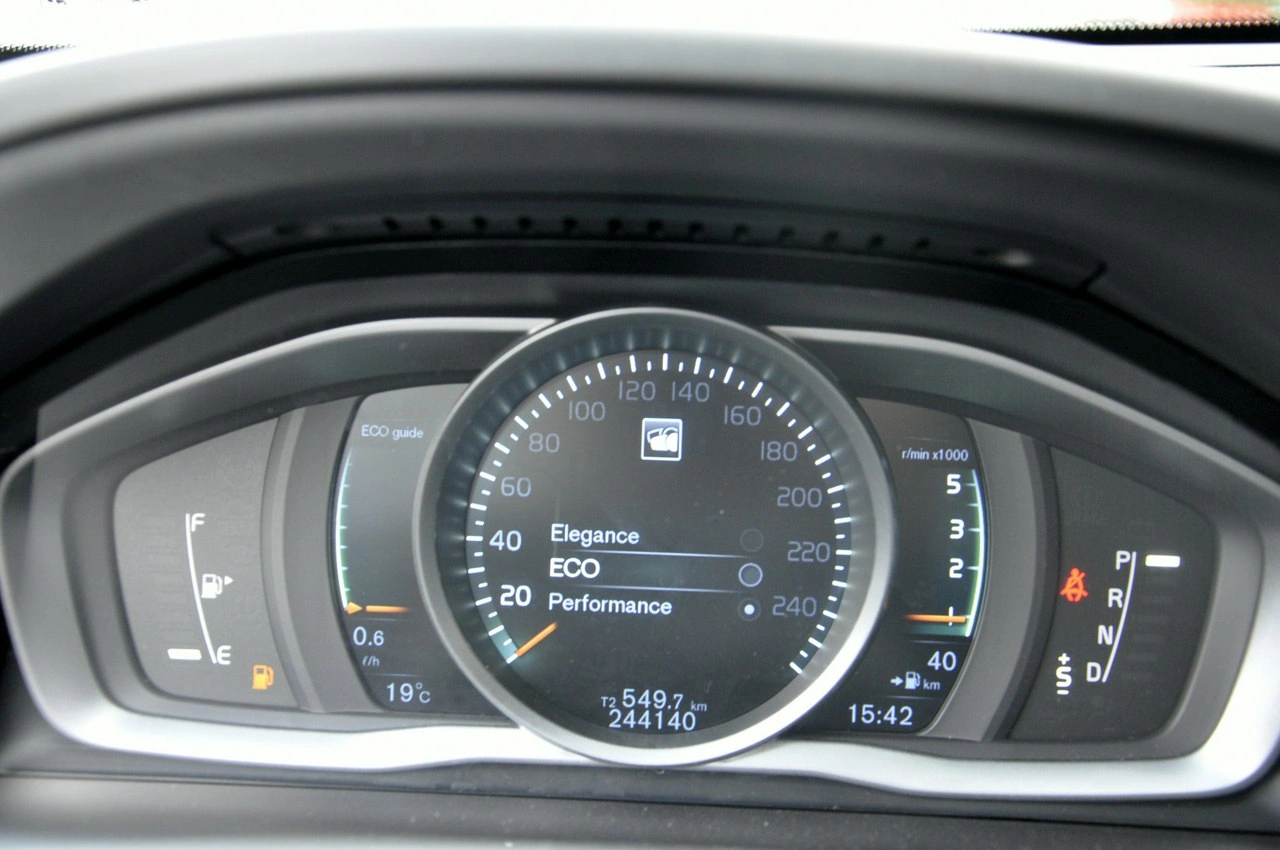 Volvo XC 60 - Zdjęcie 43