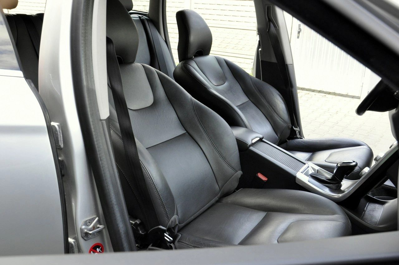 Volvo XC 60 - Zdjęcie 11