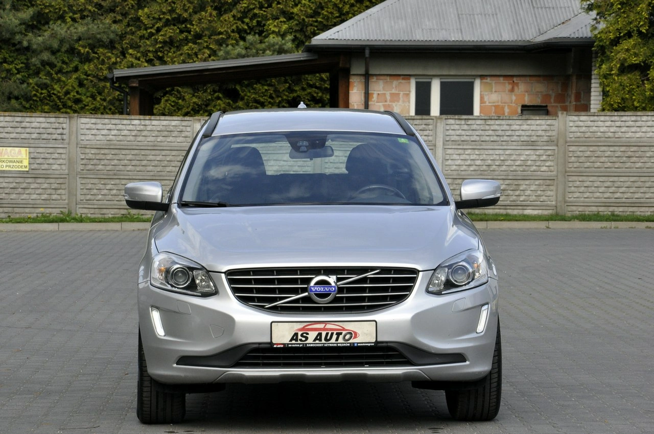 Volvo XC 60 - Zdjęcie 25