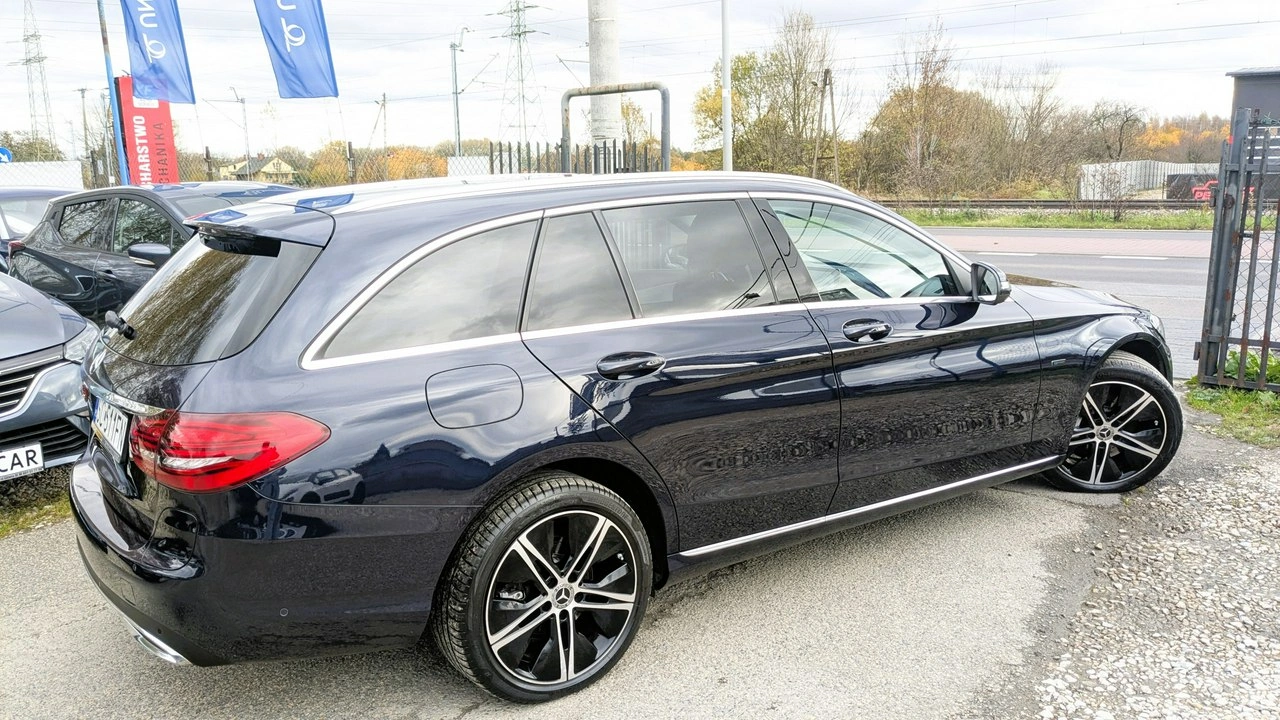 Mercedes C 300 - Zdjęcie 9