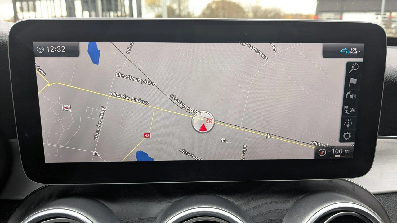 Mercedes C 300 - Zdjęcie 23