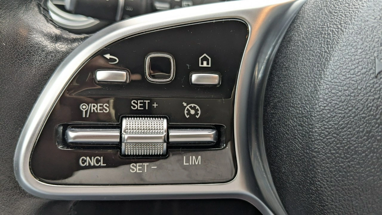 Mercedes C 300 - Zdjęcie 26