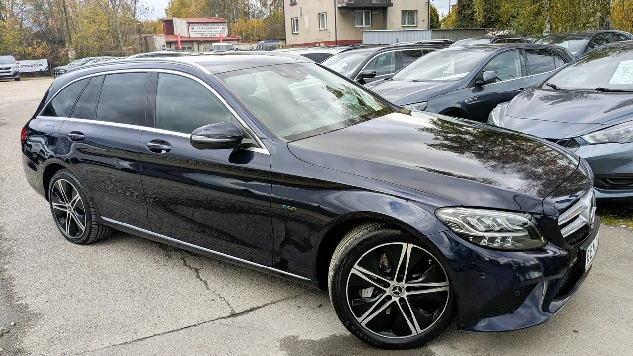 Mercedes C 300 - Zdjęcie 4