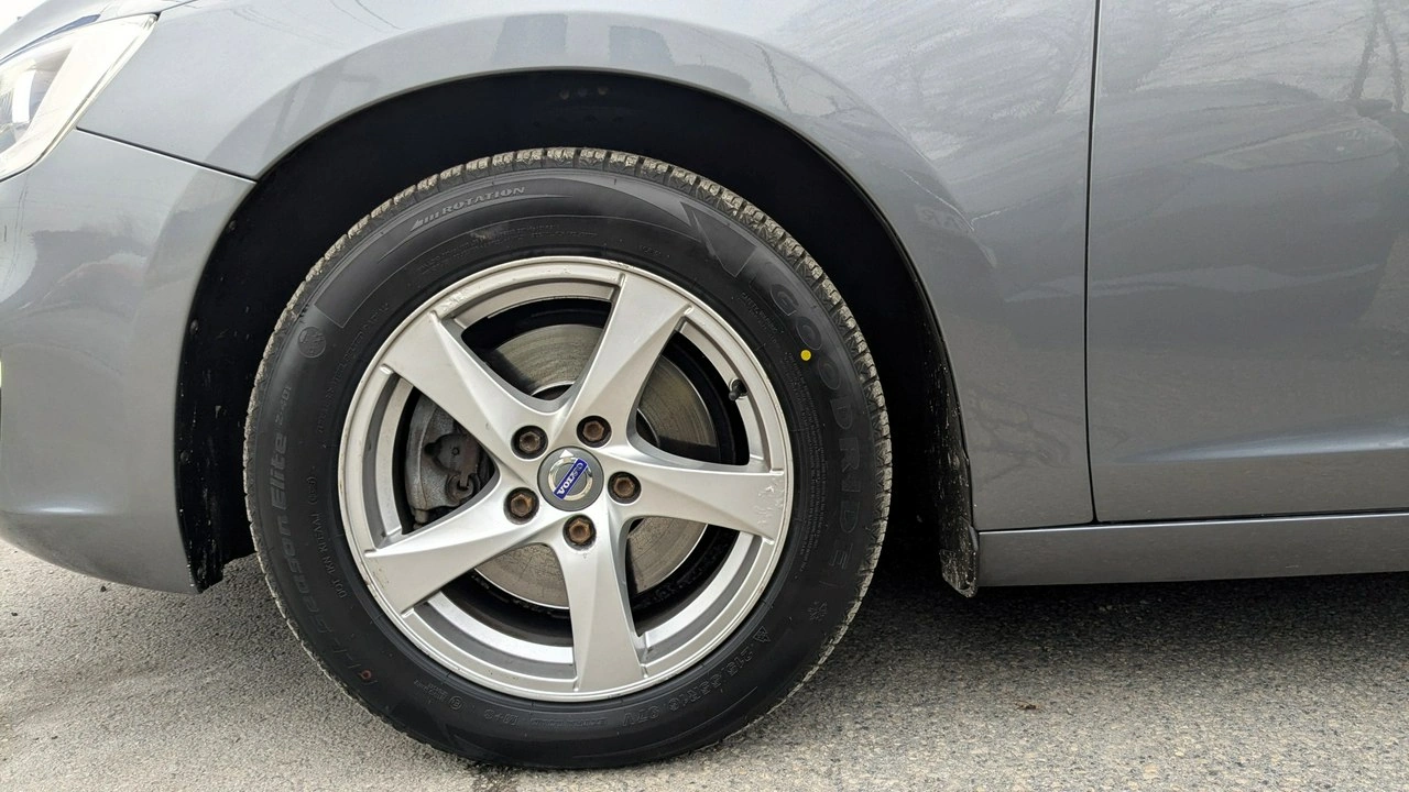 Volvo V60 - Zdjęcie 38