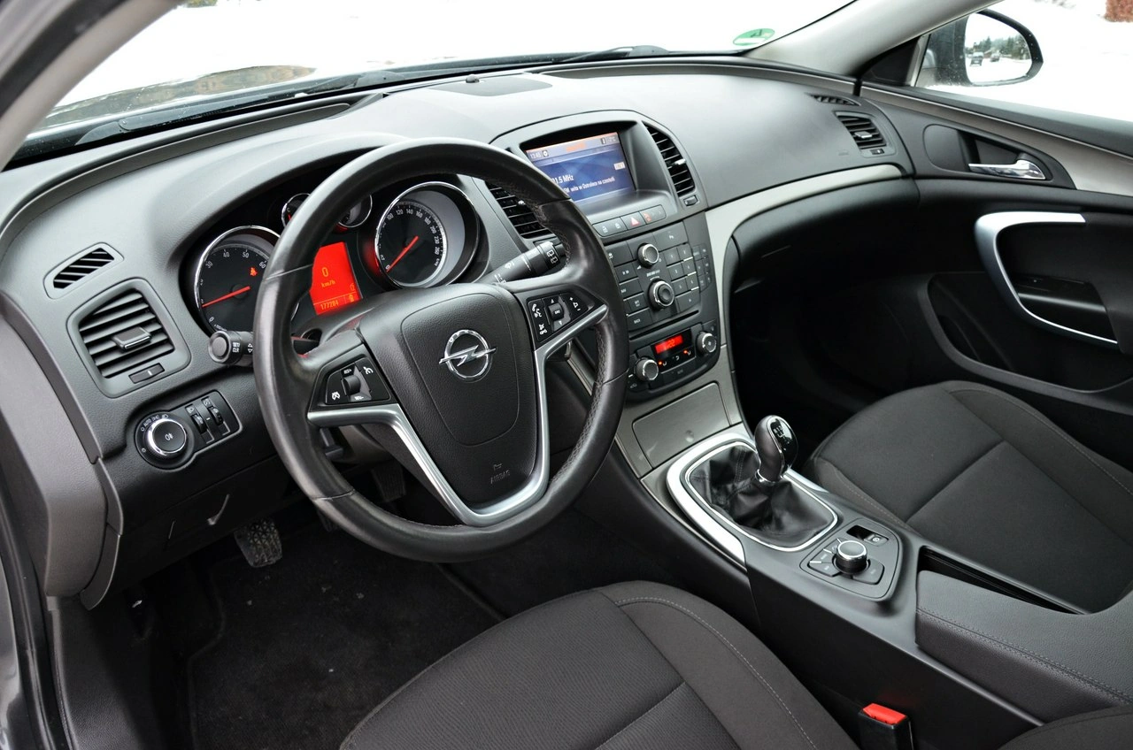 Opel Insignia - Zdjęcie 27