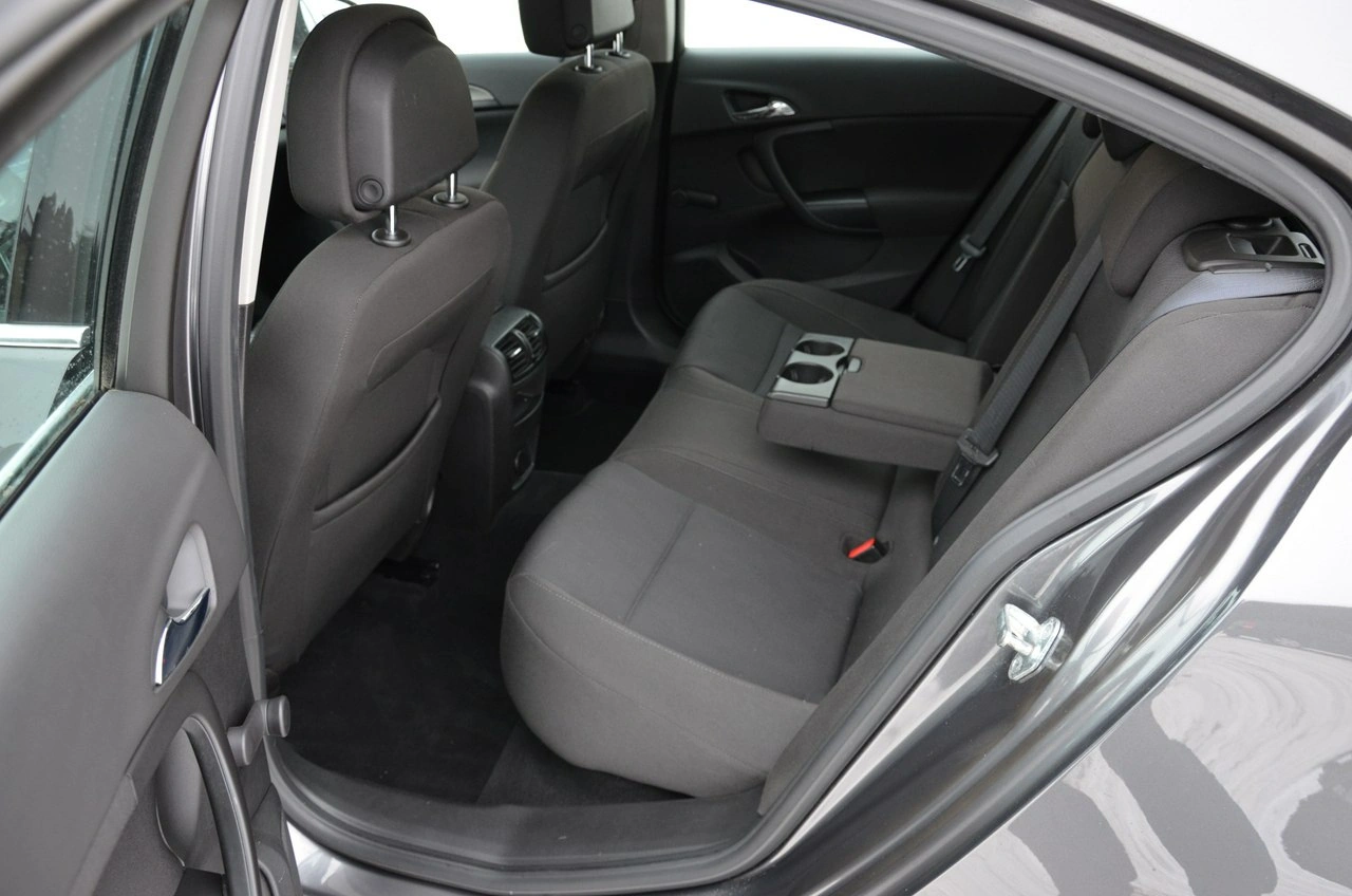 Opel Insignia - Zdjęcie 29