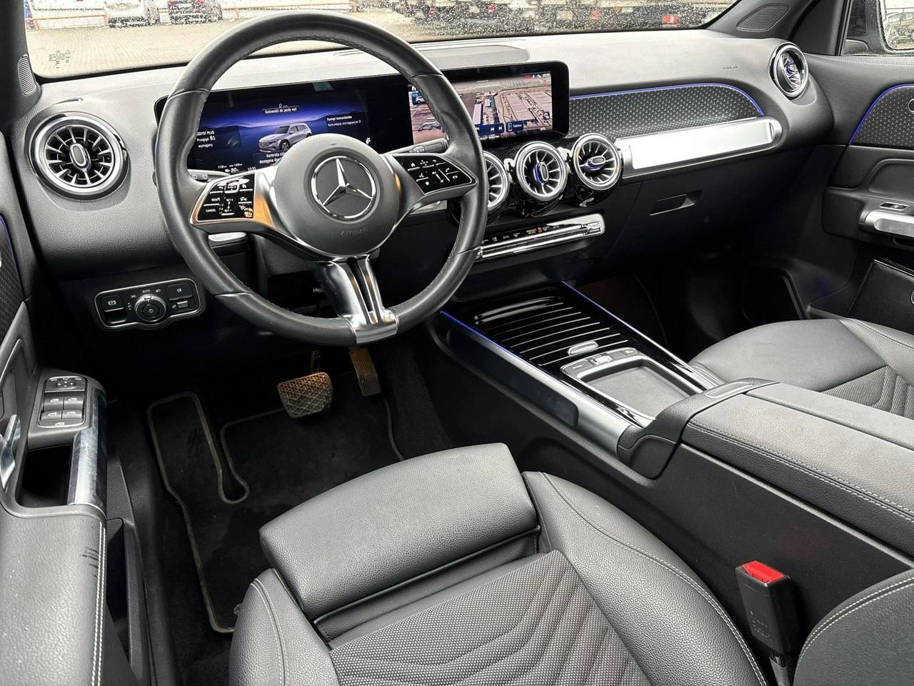 Mercedes EQB - Zdjęcie 11