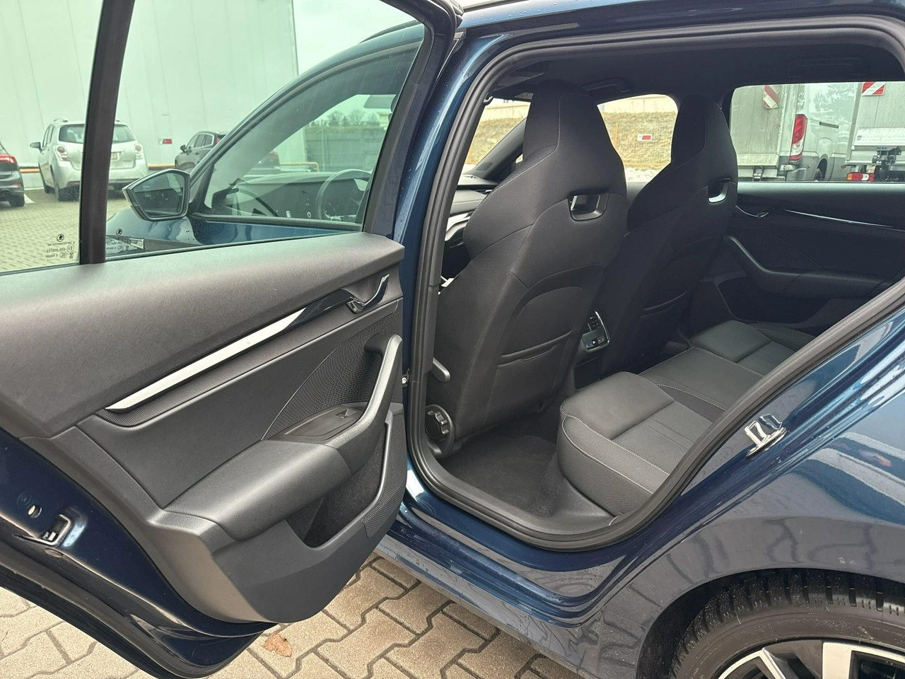 Skoda Octavia - Zdjęcie 14