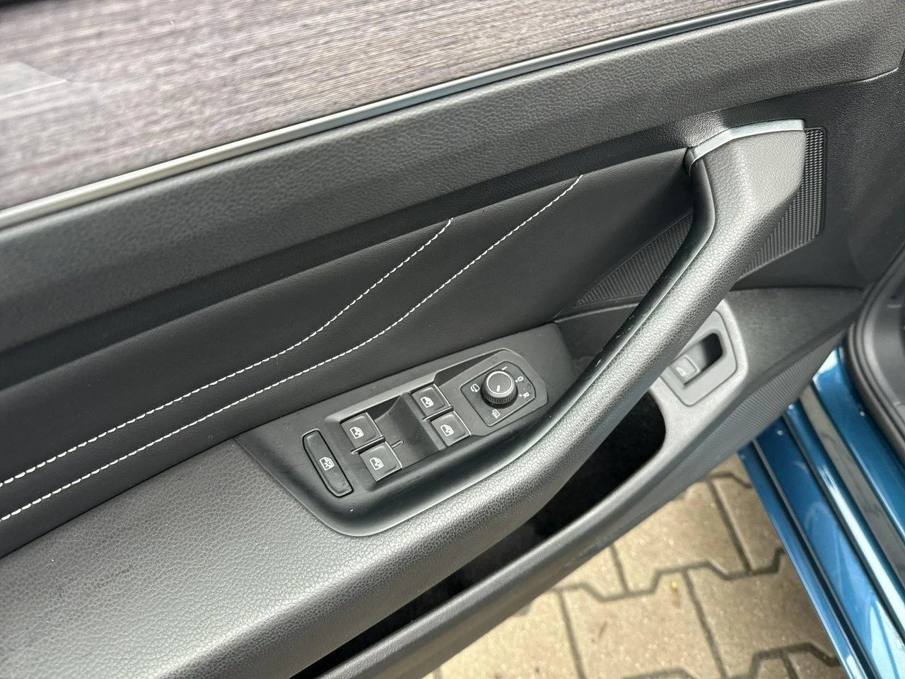 Volkswagen Passat - Zdjęcie 11