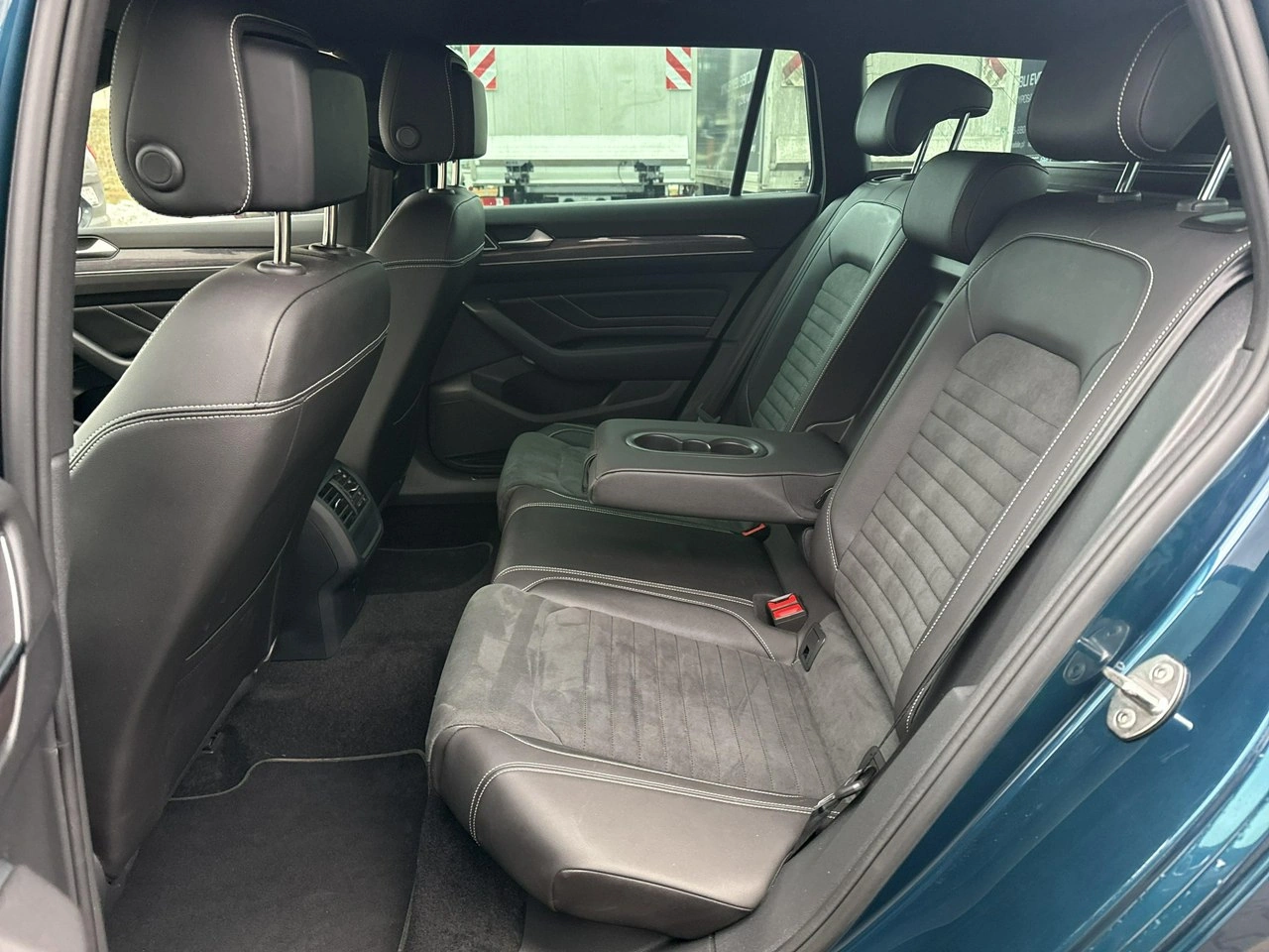 Volkswagen Passat - Zdjęcie 14