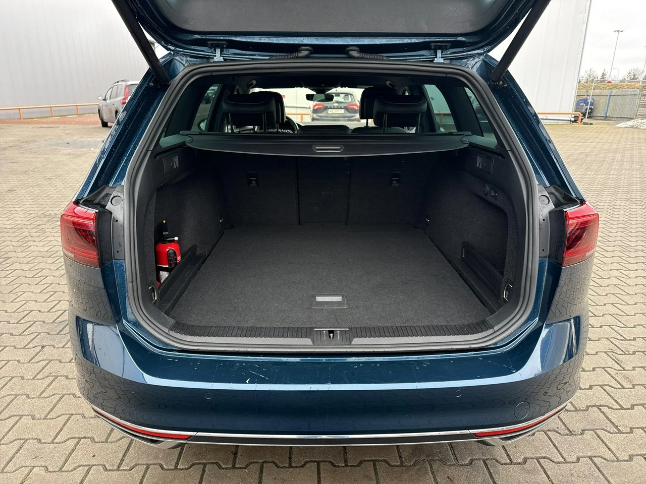 Volkswagen Passat - Zdjęcie 15