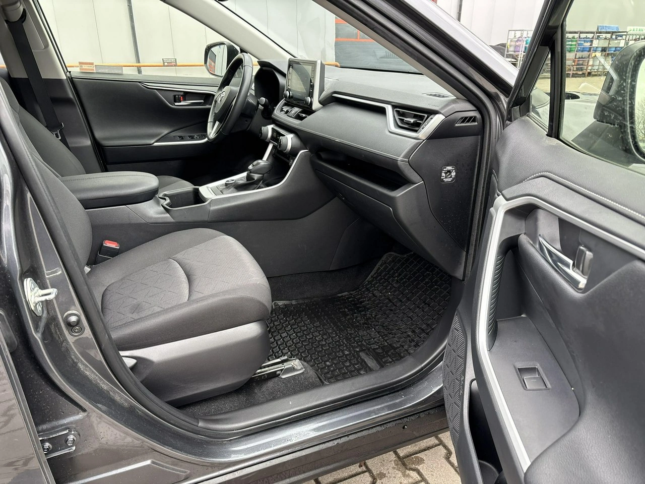 Toyota RAV-4 - Zdjęcie 16