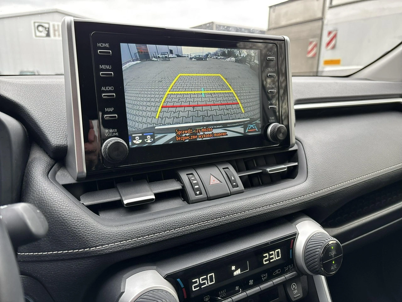 Toyota RAV-4 - Zdjęcie 19