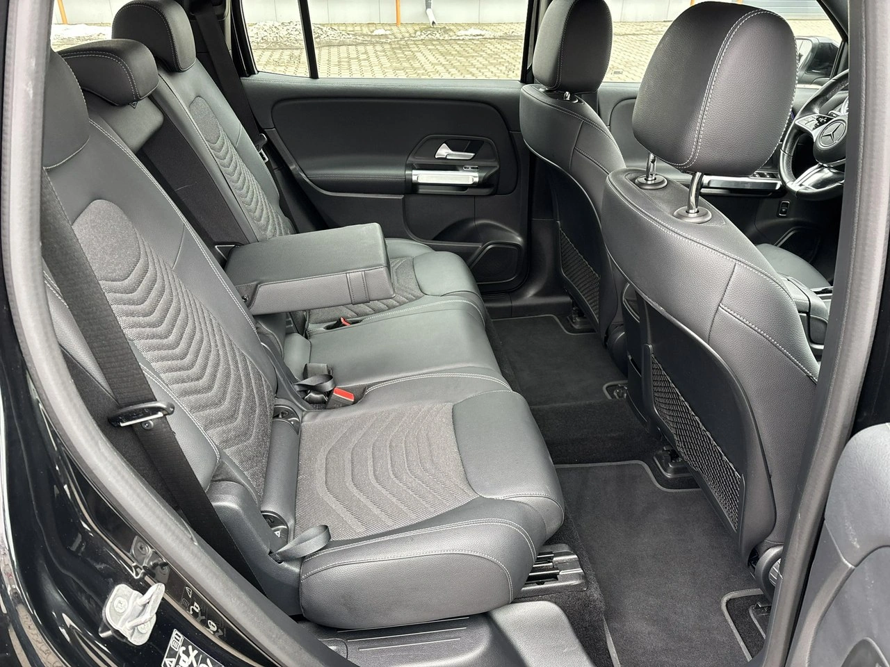 Mercedes EQB - Zdjęcie 15