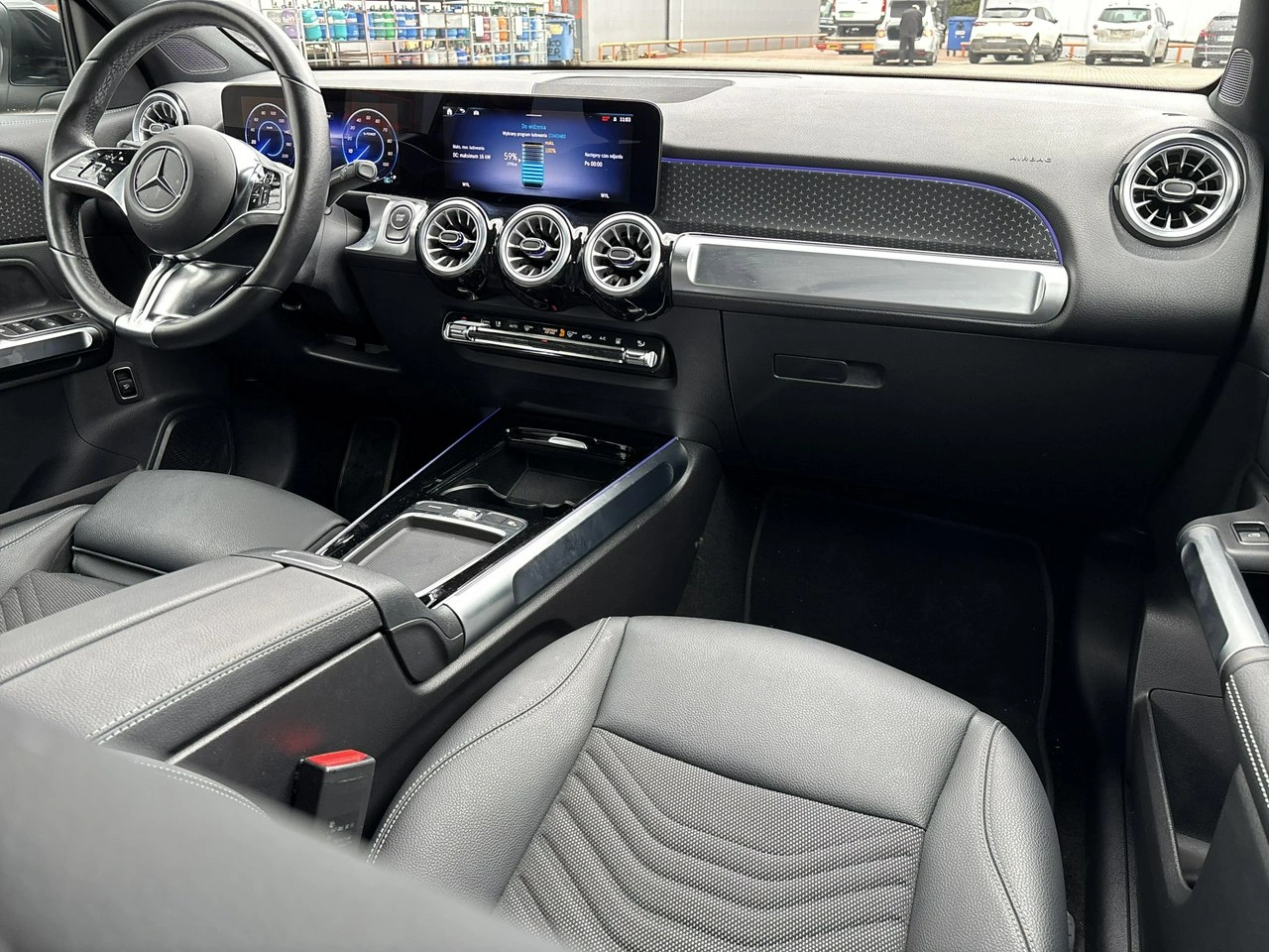 Mercedes EQB - Zdjęcie 16