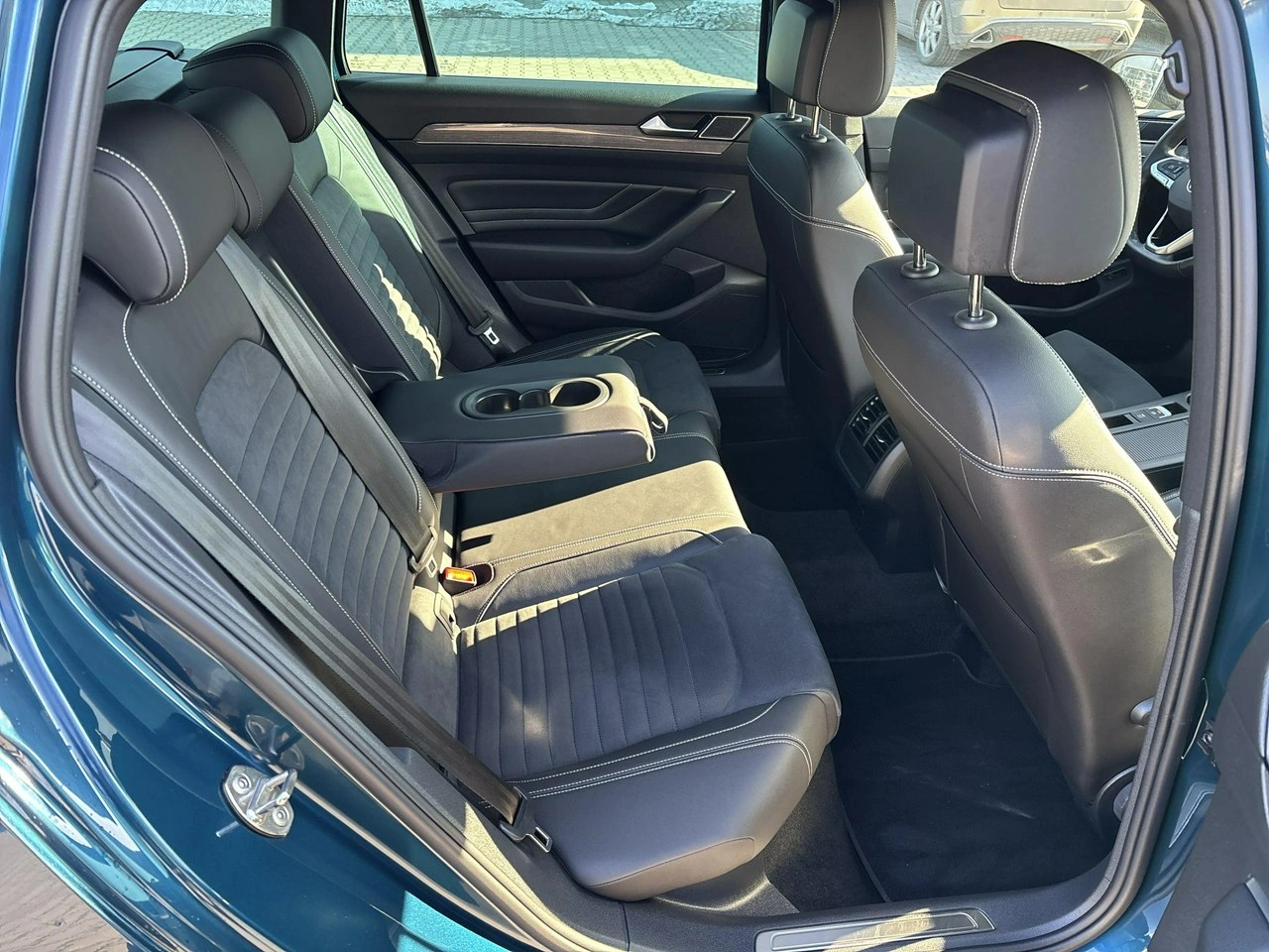 Volkswagen Passat - Zdjęcie 15