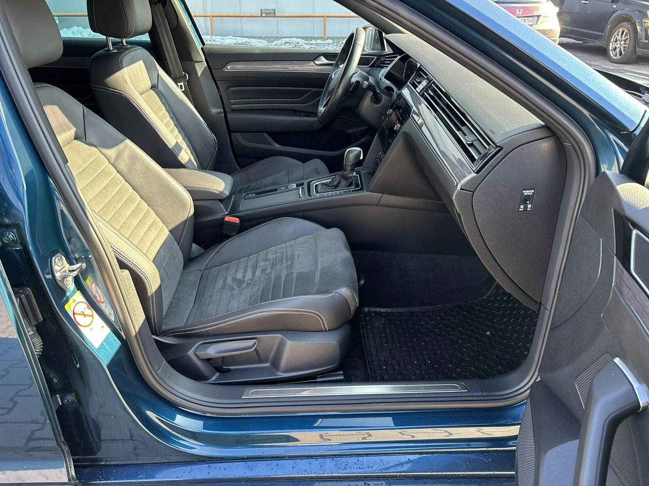 Volkswagen Passat - Zdjęcie 17