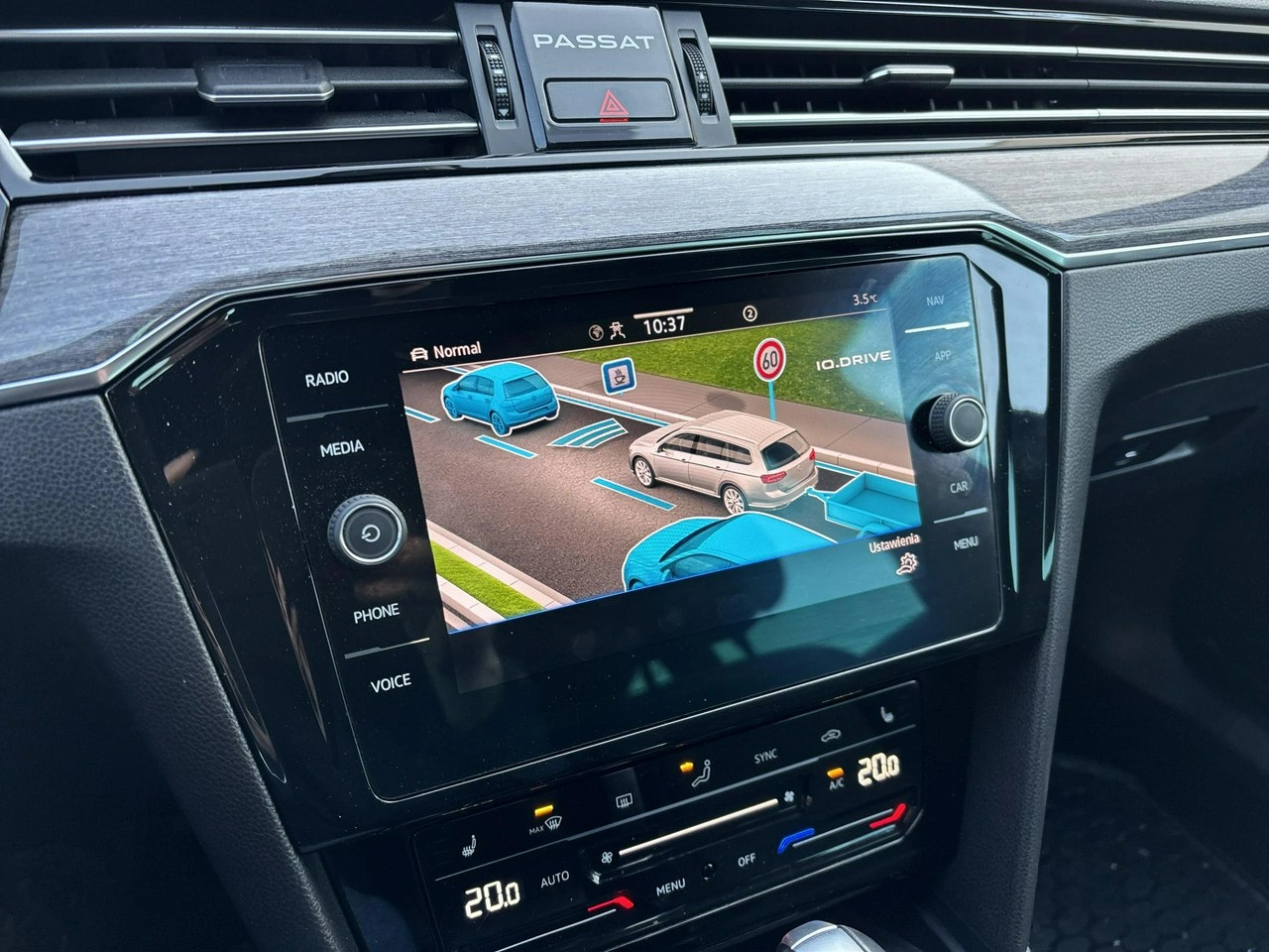 Volkswagen Passat - Zdjęcie 23