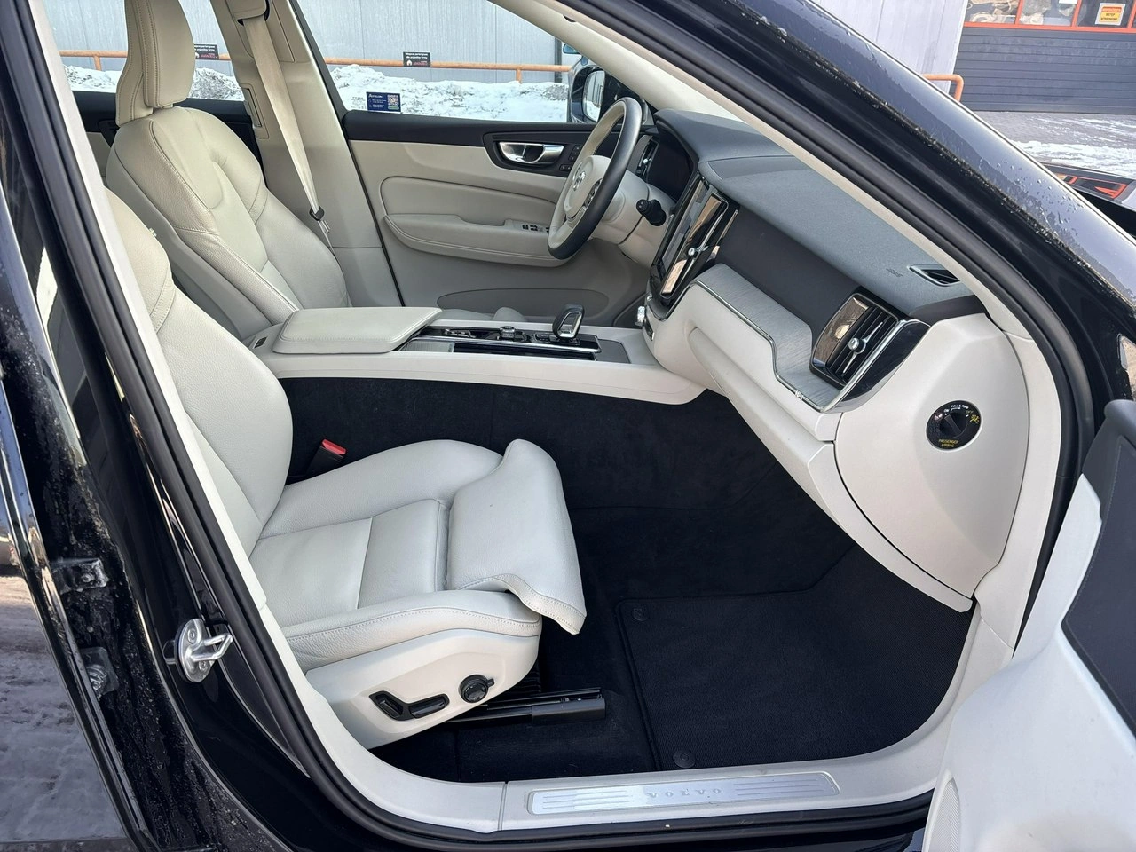 Volvo XC 60 - Zdjęcie 18