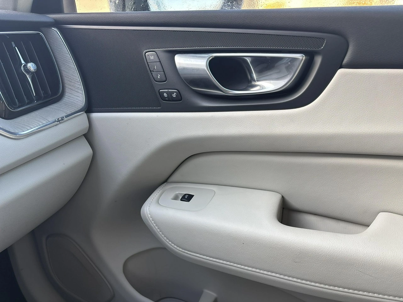 Volvo XC 60 - Zdjęcie 26