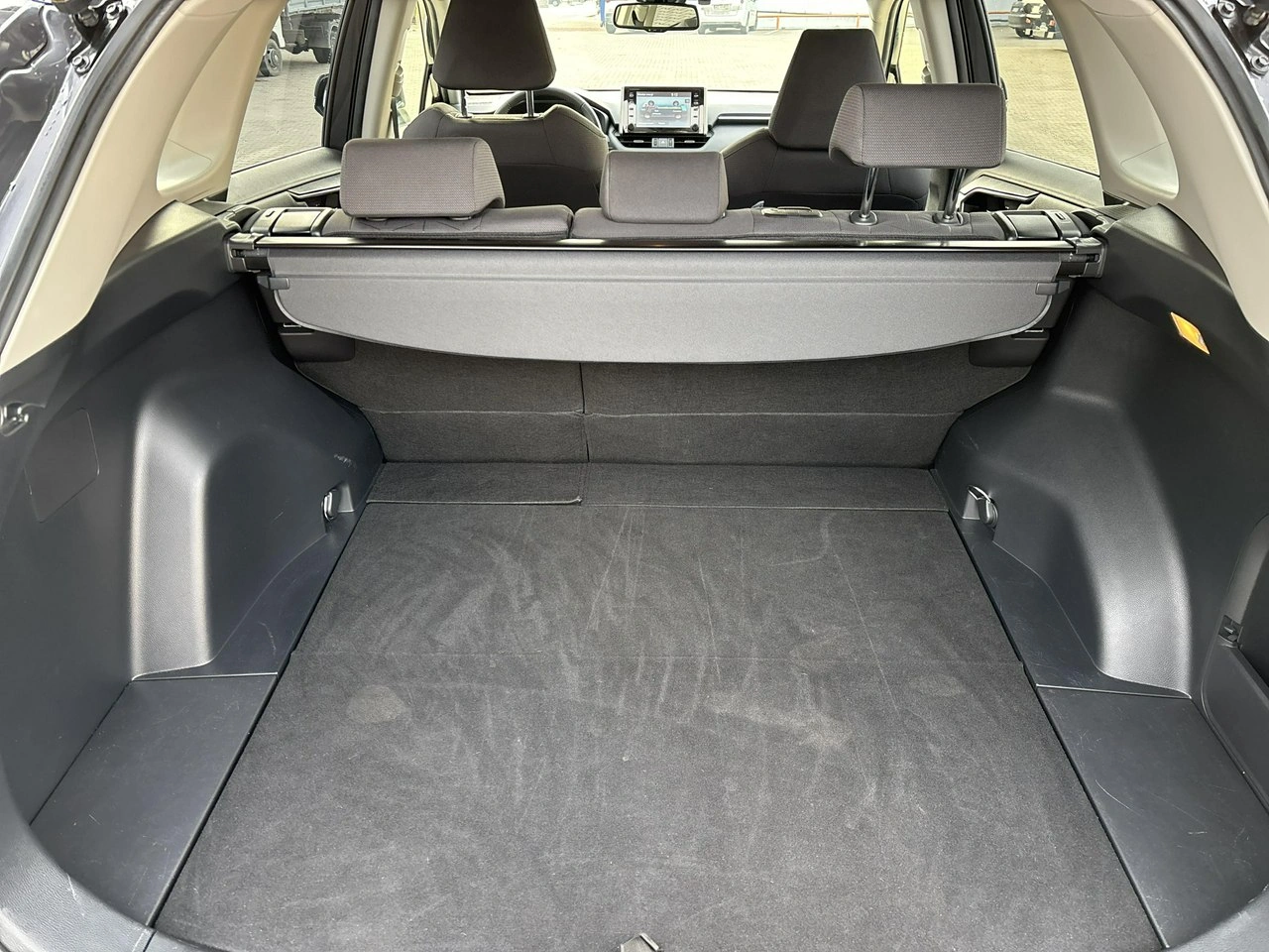 Toyota RAV-4 - Zdjęcie 12