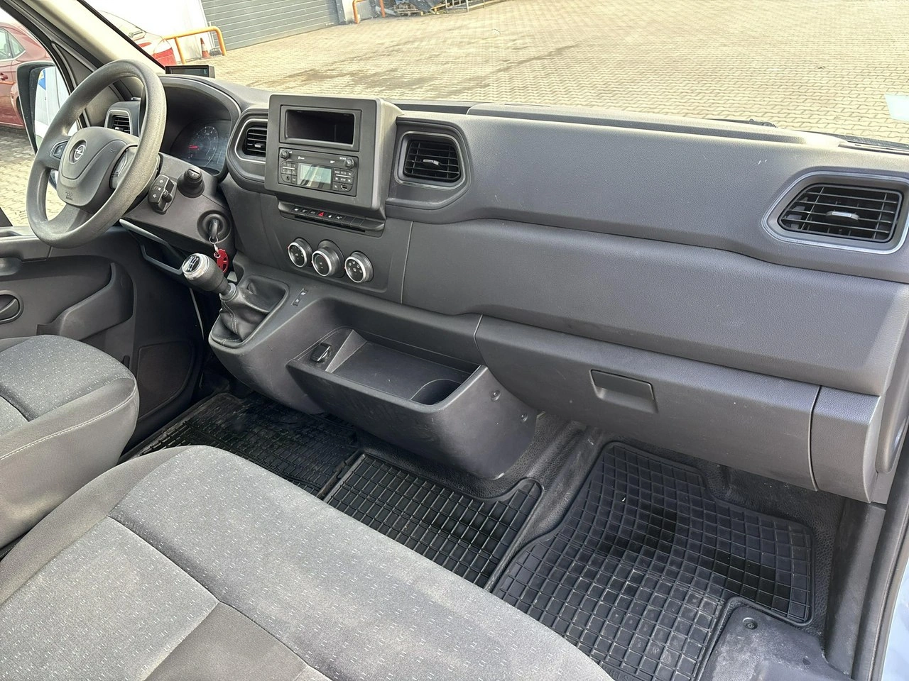 Opel Movano - Zdjęcie 14