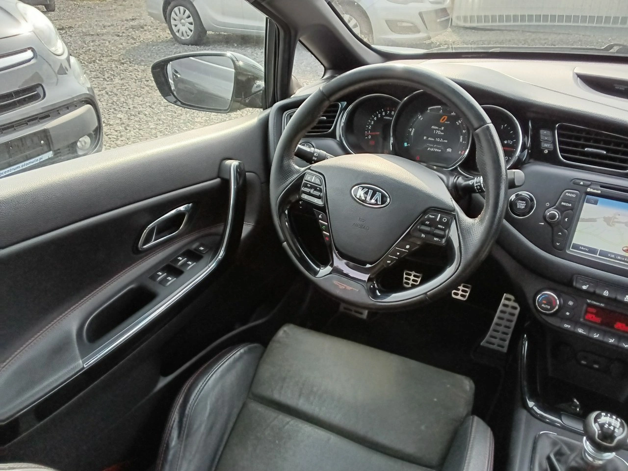 Kia Ceed - Zdjęcie 10
