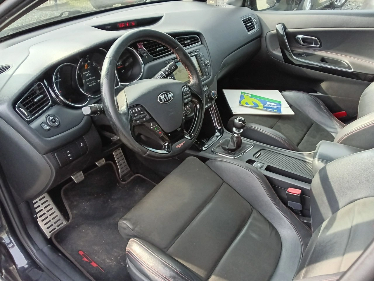 Kia Ceed - Zdjęcie 20