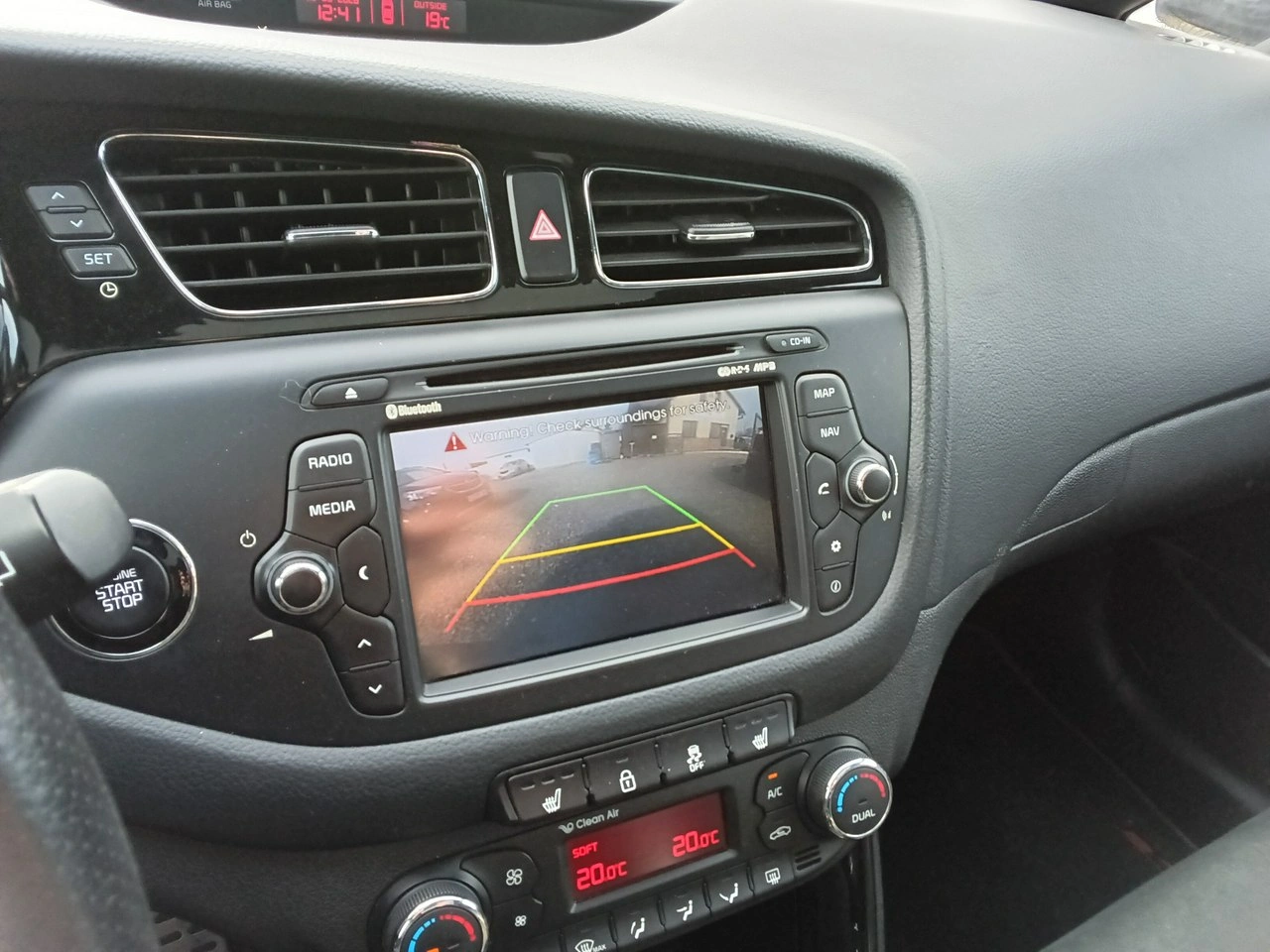 Kia Ceed - Zdjęcie 23