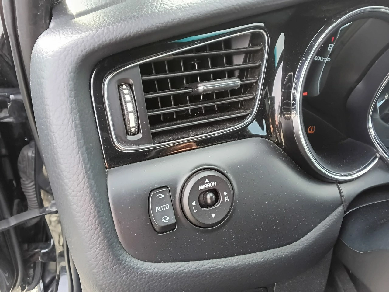 Kia Ceed - Zdjęcie 26