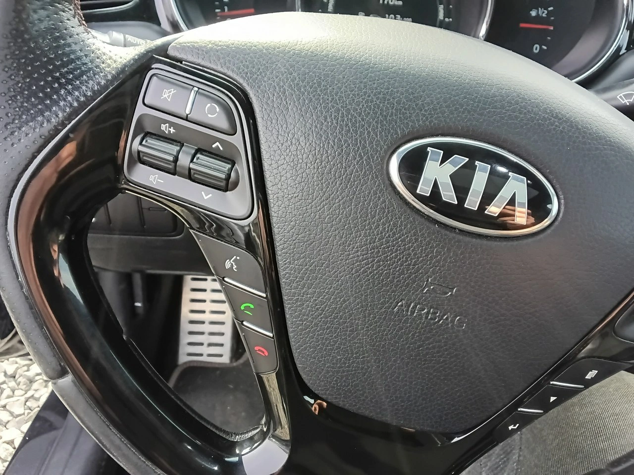 Kia Ceed - Zdjęcie 27