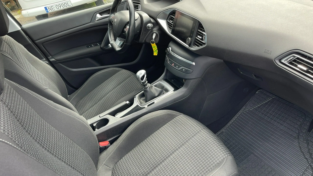 Peugeot 308 - Zdjęcie 14