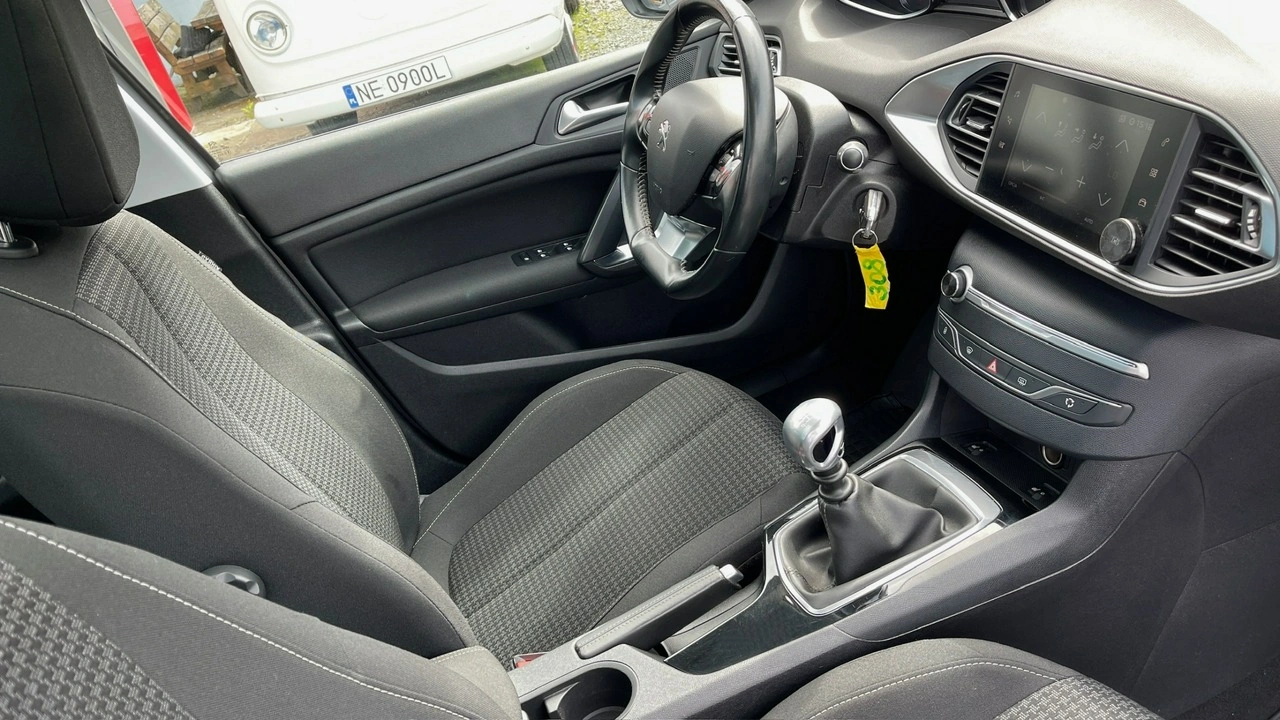 Peugeot 308 - Zdjęcie 15